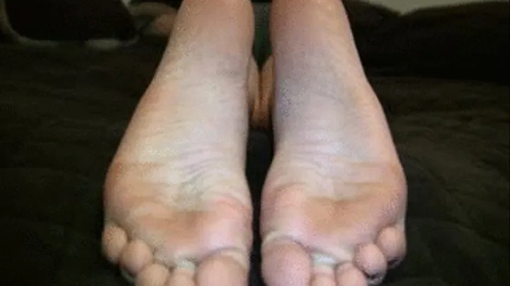 Samantha's Candid Stinky Soles Part 26