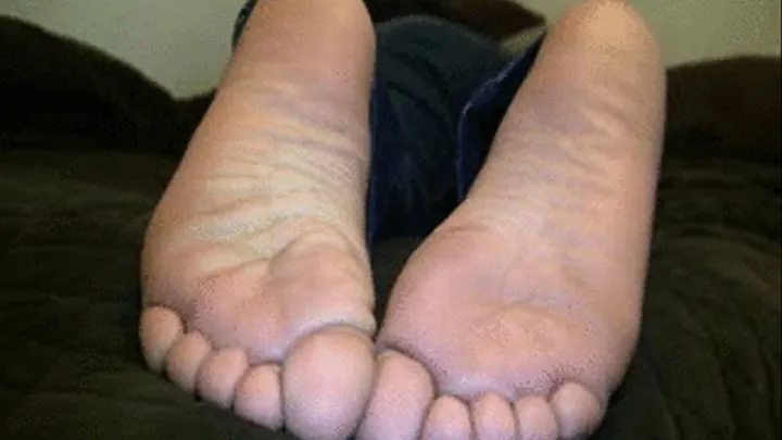 Julianna's Candid Stinky Soles Part 13