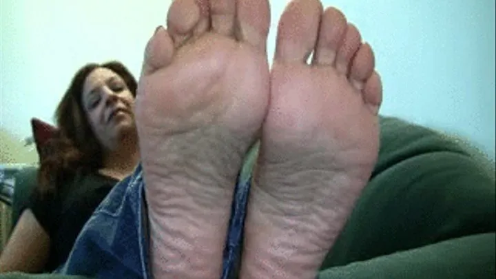 Raven's Candid Stinky Soles Part 4