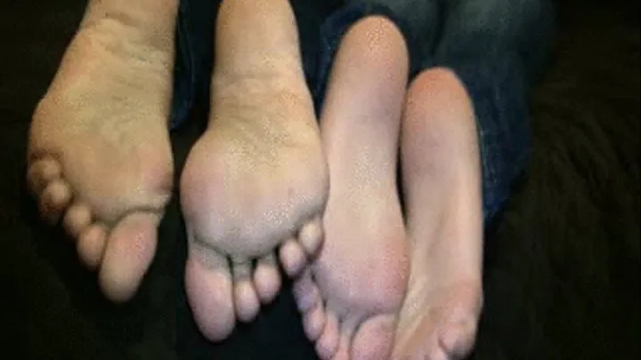 Estrella and Aracelli's Candid Stink Soles