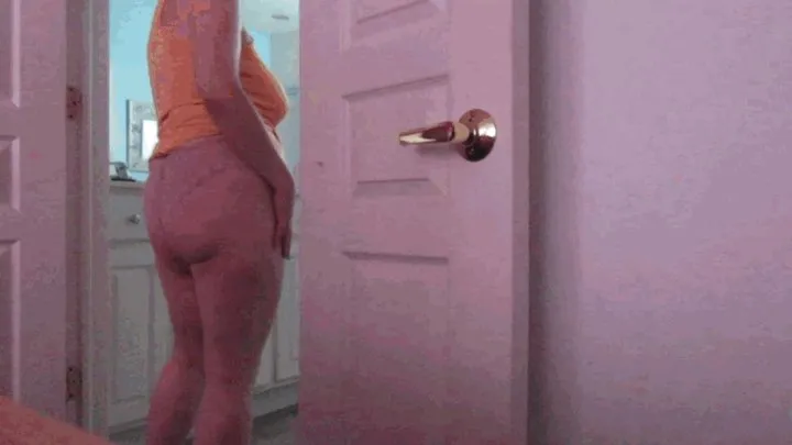28 FARTS FILMED WHILE MOVING FURNITURE AROUND THE HOUSE