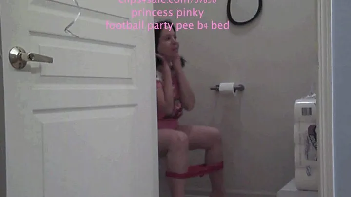 FOR THE FOOTBALL LOVERS PRINCESS PINKY CELEBRATES SUPERBOWL SUNDAY FUNDAY TOILET PEE AND MORE CUTENESS