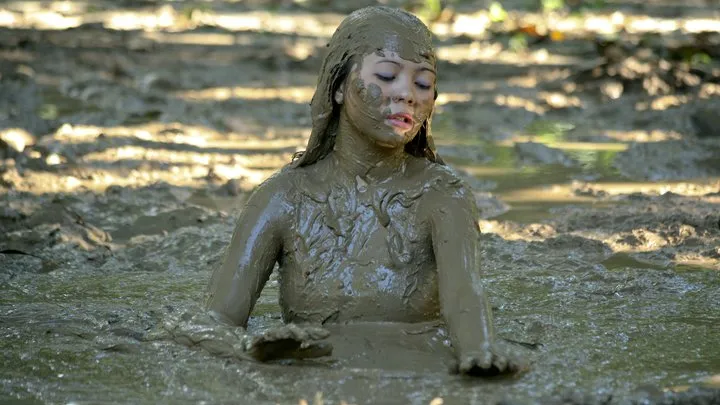 Monique Deep Mud Arousal - Ultimate Edit