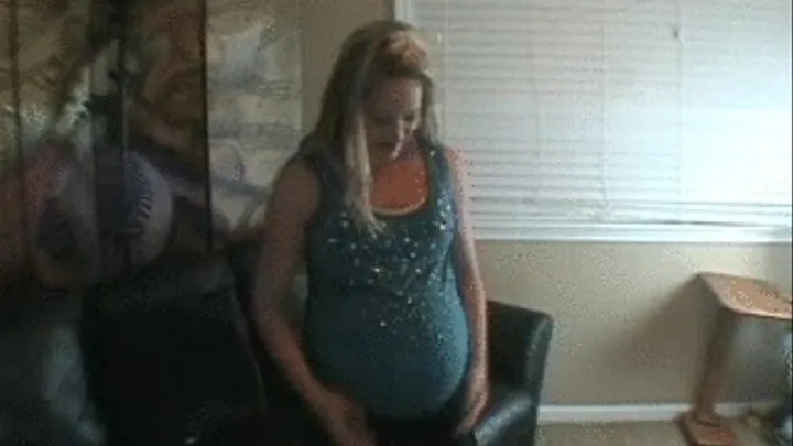 Taryn is expecting and huge!