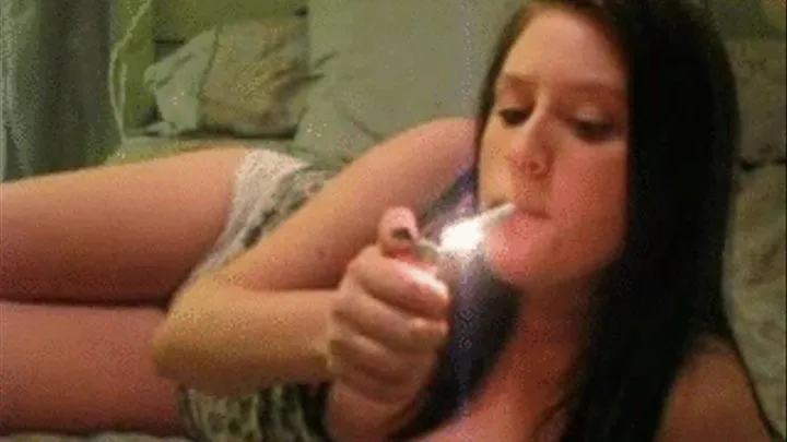 Jenna 03 smoking