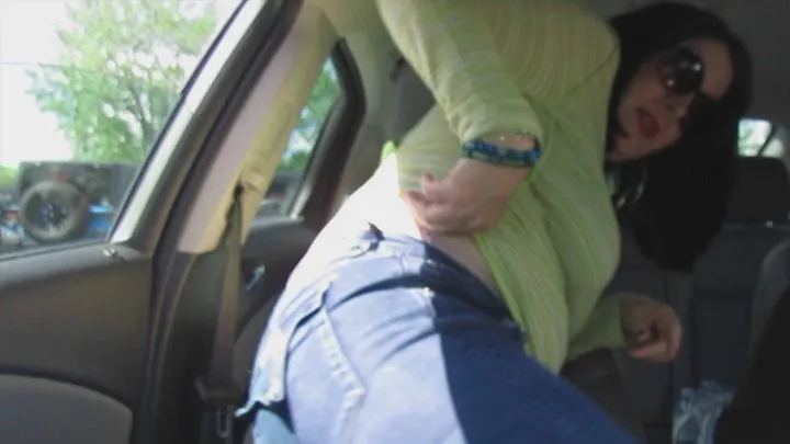 GASSY GIRL IN THE CAR MEGA PUBLIC FARTING EVENT