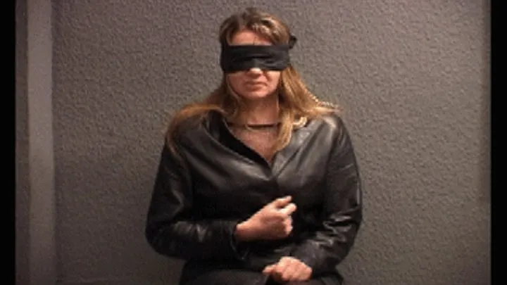 mc314 Blinddate 01 Blindfolded smallWMV