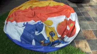 Galas Inflates the Giant RIO Beach Ball