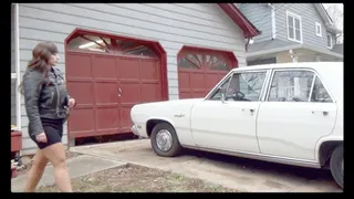 Galas Cranking the 69 Plymouth Valiant