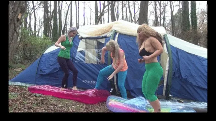 Anabelle, Dakota & Galas vs The Inflatable Airmats