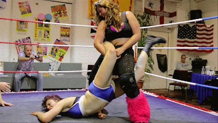 Sara vs Nadia Sapphire