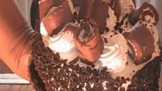 BBW Cake Destroyer Farts