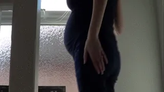 Sexy Hold ups on pregnant milf