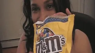 M&Ms Chewing