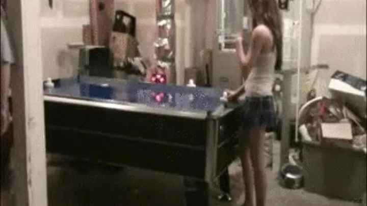 Dolly vs Step-Daddy - Air Hockey