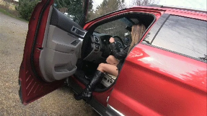 Car Pushing: struggling boot fetish and upskirt feat Mandy Flores