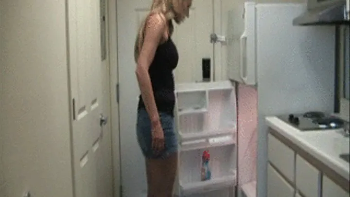 GIANTESS CASSIE FINDS A TINY MAN IN HER FRIDGE, AND HIM INSIDE OF HER MOUTH BEFORE SWALLOWING HIM WHOLE *** ***