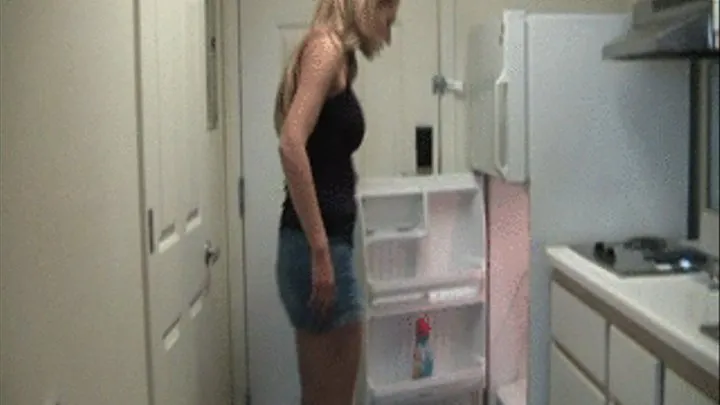 GIANTESS CASSIE FINDS A TINY MAN IN HER FRIDGE, AND HIM INSIDE OF HER MOUTH BEFORE SWALLOWING HIM WHOLE