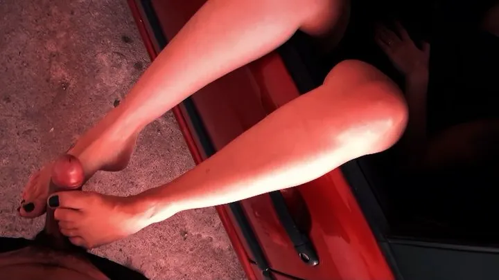 Footjob in my neighbor's garage (FULL VIDEO)