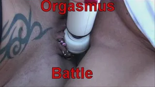 Orgasm Battle!