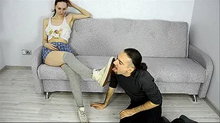 Ariadna - Stinky Sneakers Licking