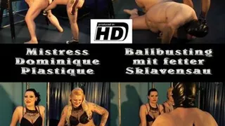 Mistress Dominique Ballbusting mit fetter Sklavensau