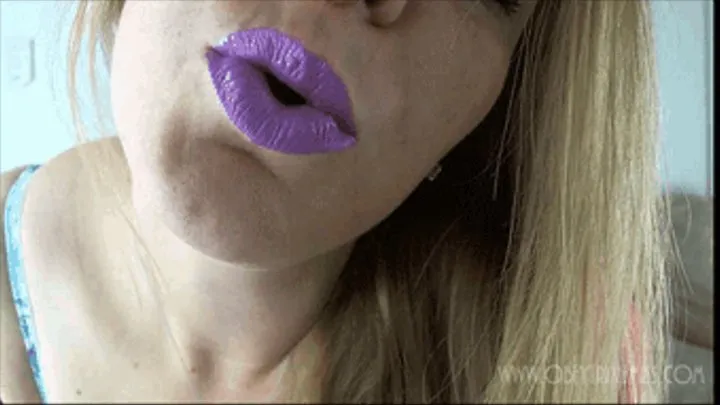 H.ypn0tic Purple Lips