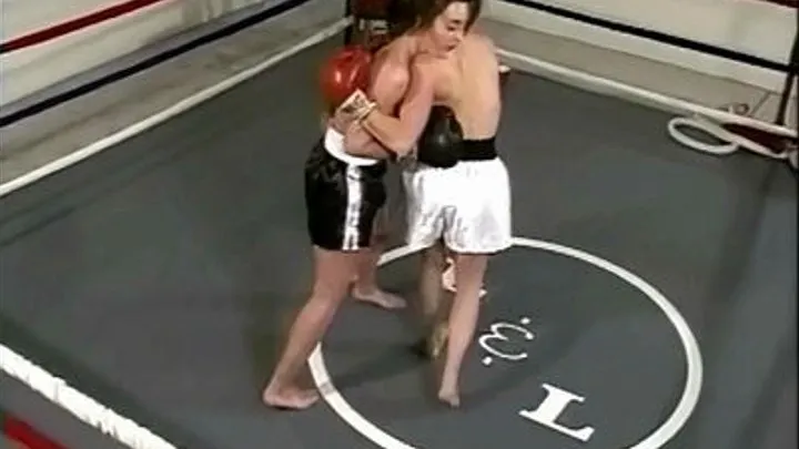 Classic Kick Ass Knock-Out Boxing, Lynn Vs Phebe