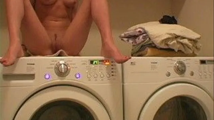 Addison - Cums on Washer