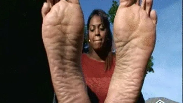 SOLES SOLES and nothing but the SOLES ft. new Solishis.com model Kayla Jayy and her INCREDIBLE HIGH ARCHED AND DEEPLY WRINKLED SIZE 11 FEET! 2