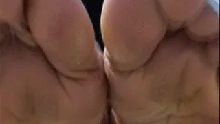 Naomi's awesome and MEGA WRINKLED soles and long pretty toes! Size 11 feet Clip 5