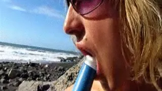 naomi blowjob on the public beach