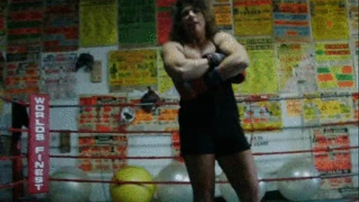 BIG GIRL BOXING