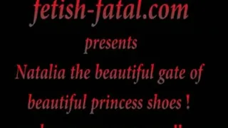 Natalia the beautiful gate of beautiful princess shoes! hummmm gorgeous!!........La belle Natalia porte de superbes escarpins de princesse!!! hummmm magnifique!!!!