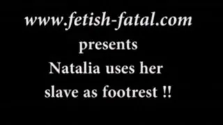 Natalia utilise step-son esclave comme repose pieds!.....Natalia uses her slave as footrest!!!