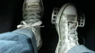 "CONVERSE" show in car V