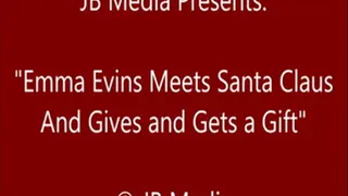 Emma Evins Meets Santa Claus - SQ