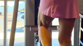 Toe Presses On The Pull Up Machine