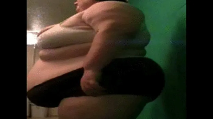 SSBBW Yummy Yulia - Amazing 2010 Camera Phone Footage