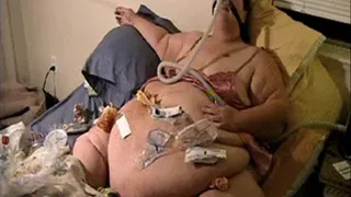 600 Pound Fatty, Strapping on Her Oxygen Mask