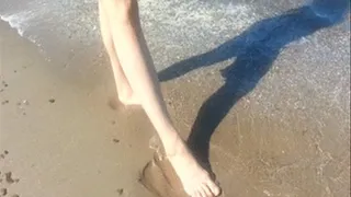 Sandy, wiggly feet on the beach! Phone Recorded