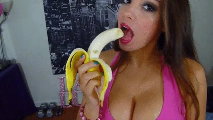 Lacy Luck Eats a Banana