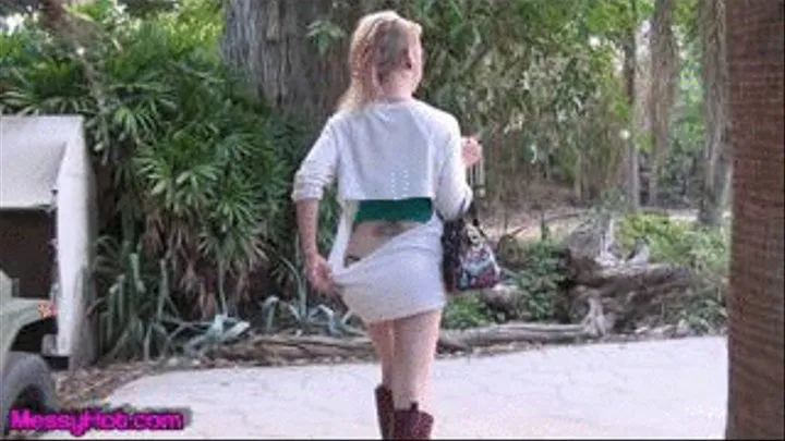 Kennedy Kats flashing at the zoo pt 1 720p