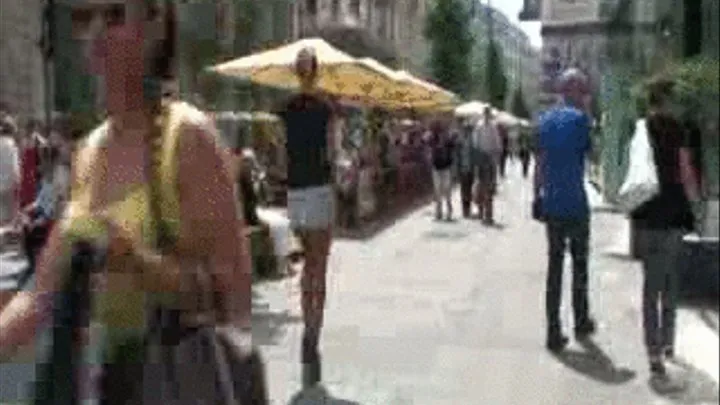 PUBLIC 7,5" HIGH HEELS WALKING & SITTING ON A BENCH IN VIENNA