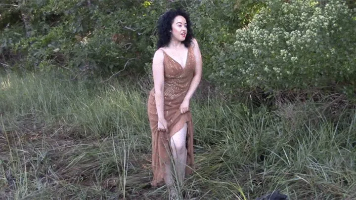 BTS of a muddy photo shoot