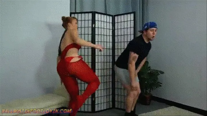 Mannequin Ballbusting