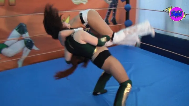 Tera vs Anika pro-wrestling match (T)