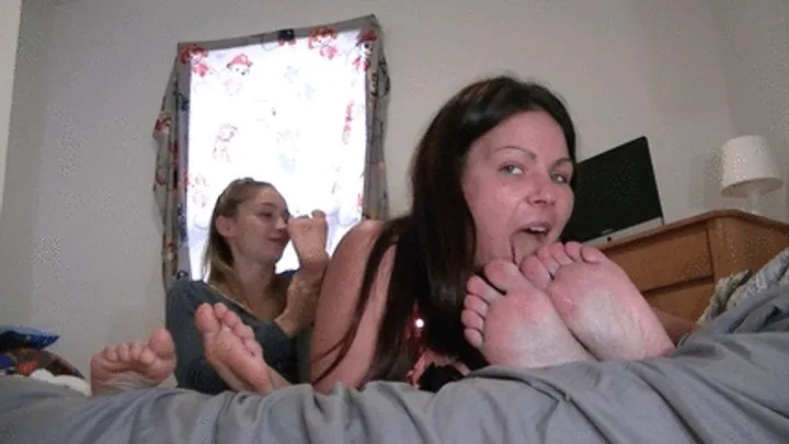 Caroline foot slave training