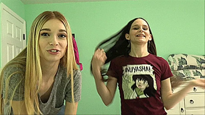 Kinky Hand Over Mouth Virtual Double BlowJob With Sexy Teen Sisters Jessica Marie & Katy Faery