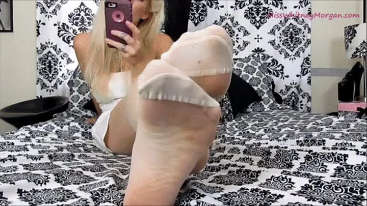 Whitney: White Pantyhose Footplay Ignore